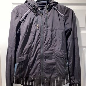 Lululemon Rain Jacket with Retractable Hood Size 6 Black